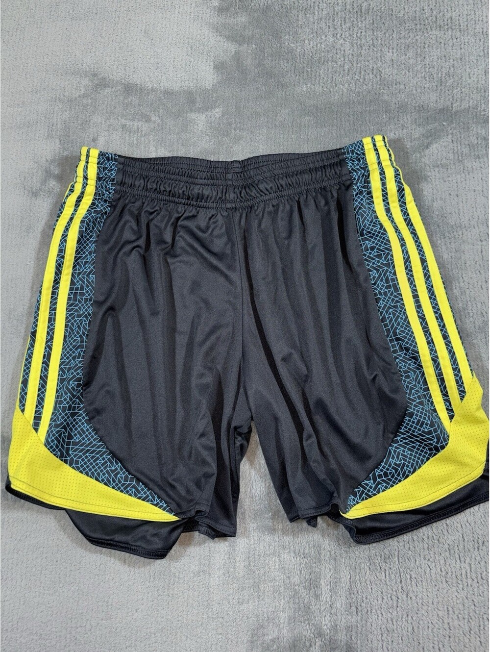 Adidas Kids Youth Shorts Size Large Climacool Activewear Black Yellow Athletic